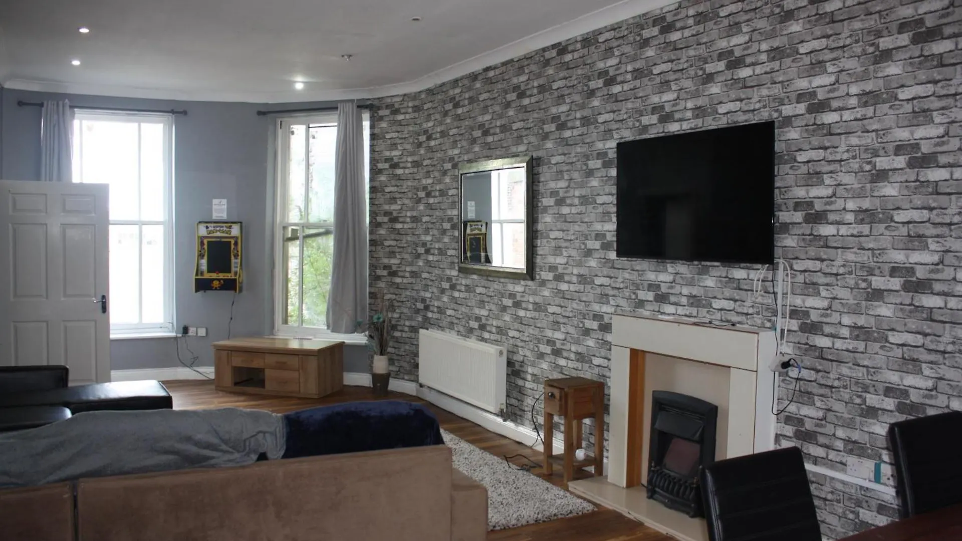 Large Central Apartment 뉴캐슬어폰타인