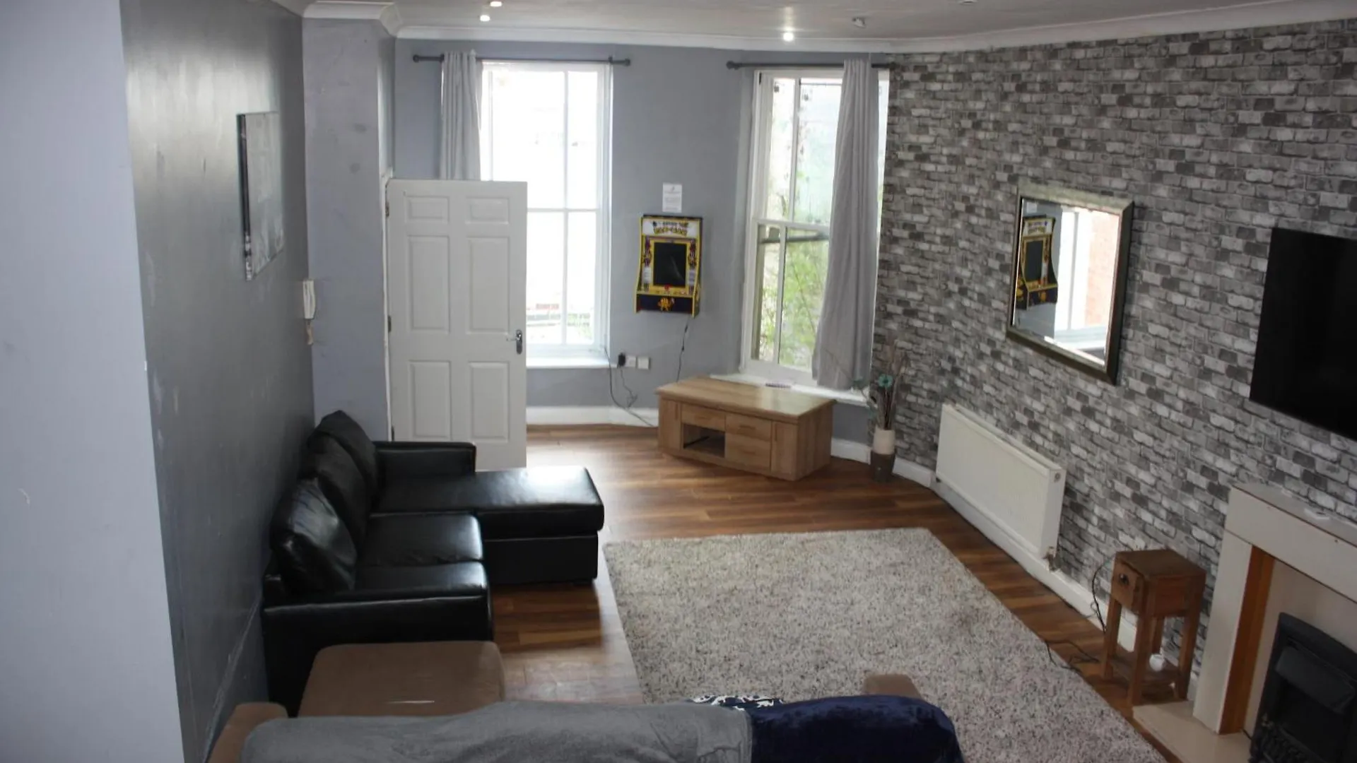 Large Central Apartment 뉴캐슬어폰타인